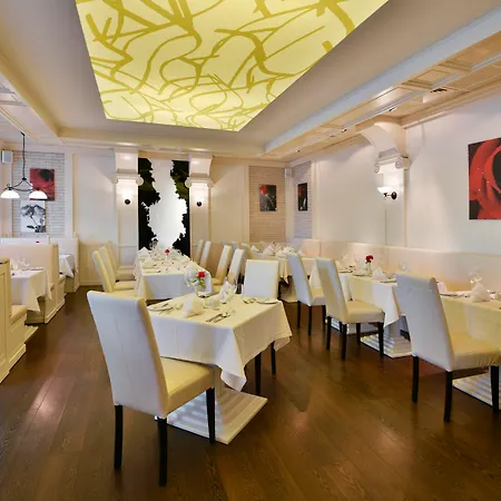 Grifid Arabella Hotel-3